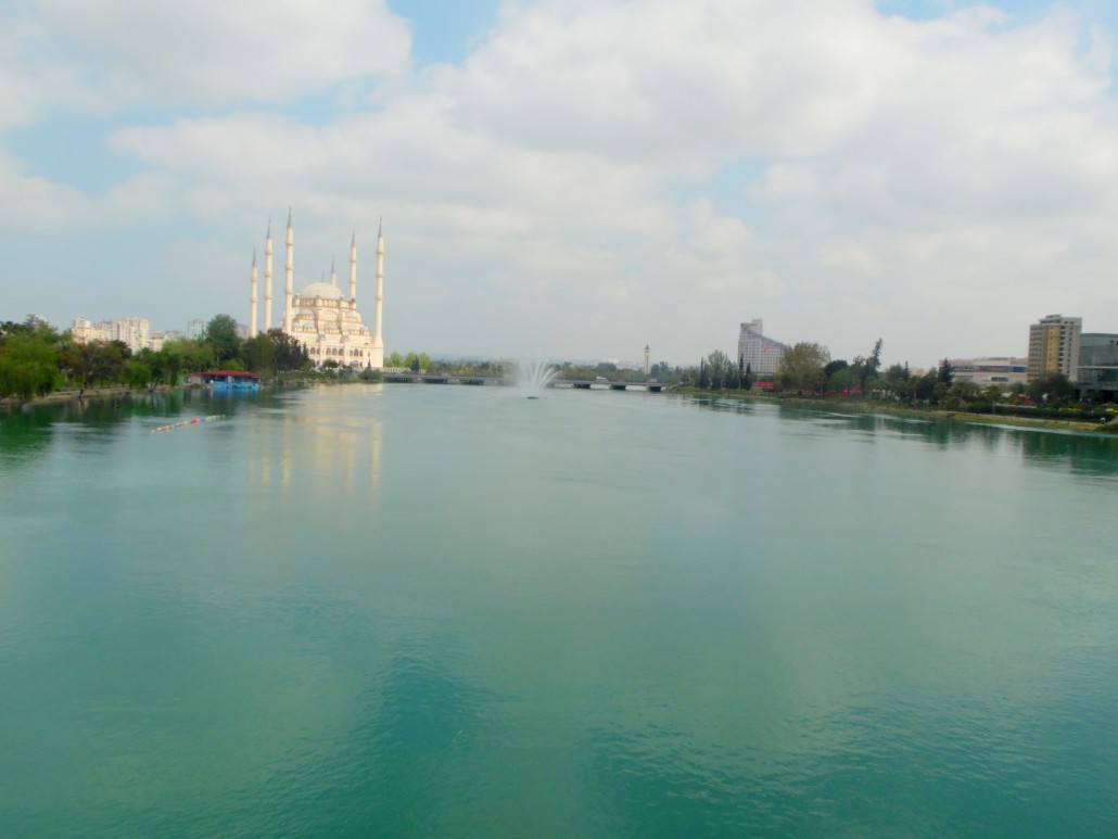 Adana Seyhan Nehri