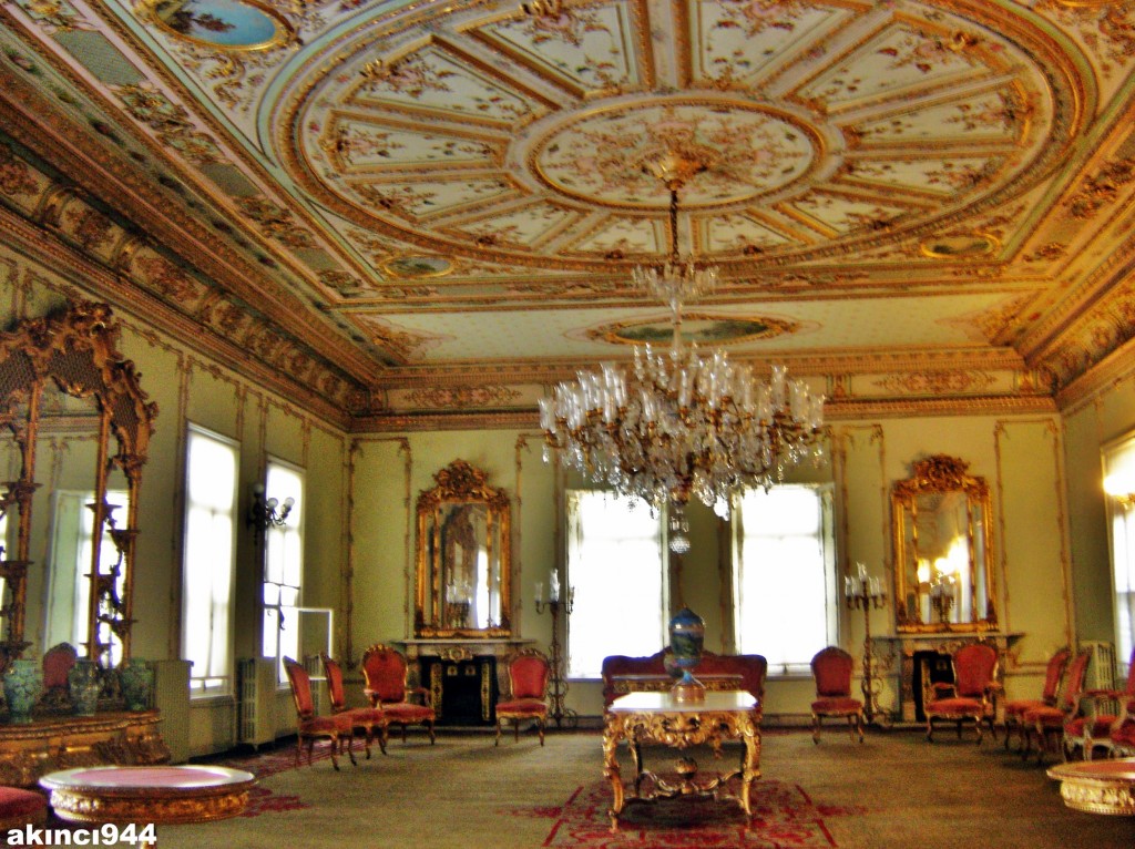 Yıldız Şale Köşkü Büyük Salon 